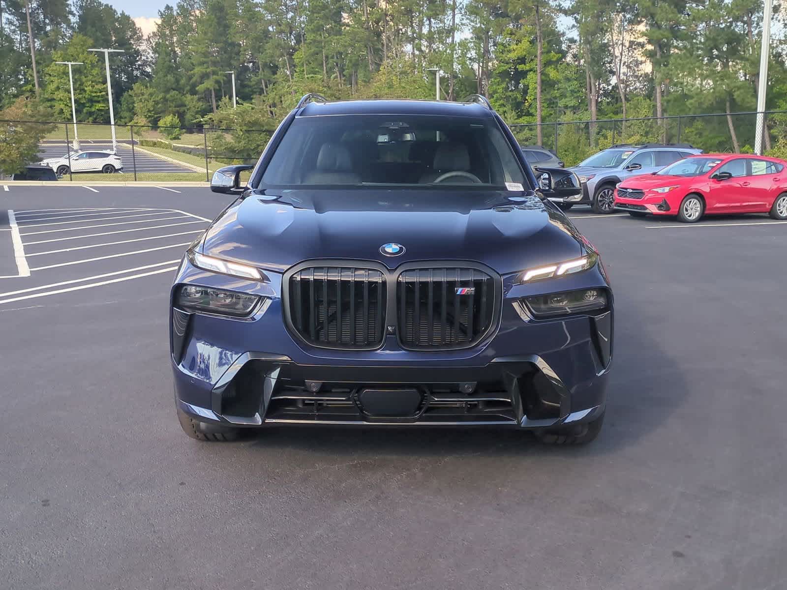 2025 BMW X7 M60i 3