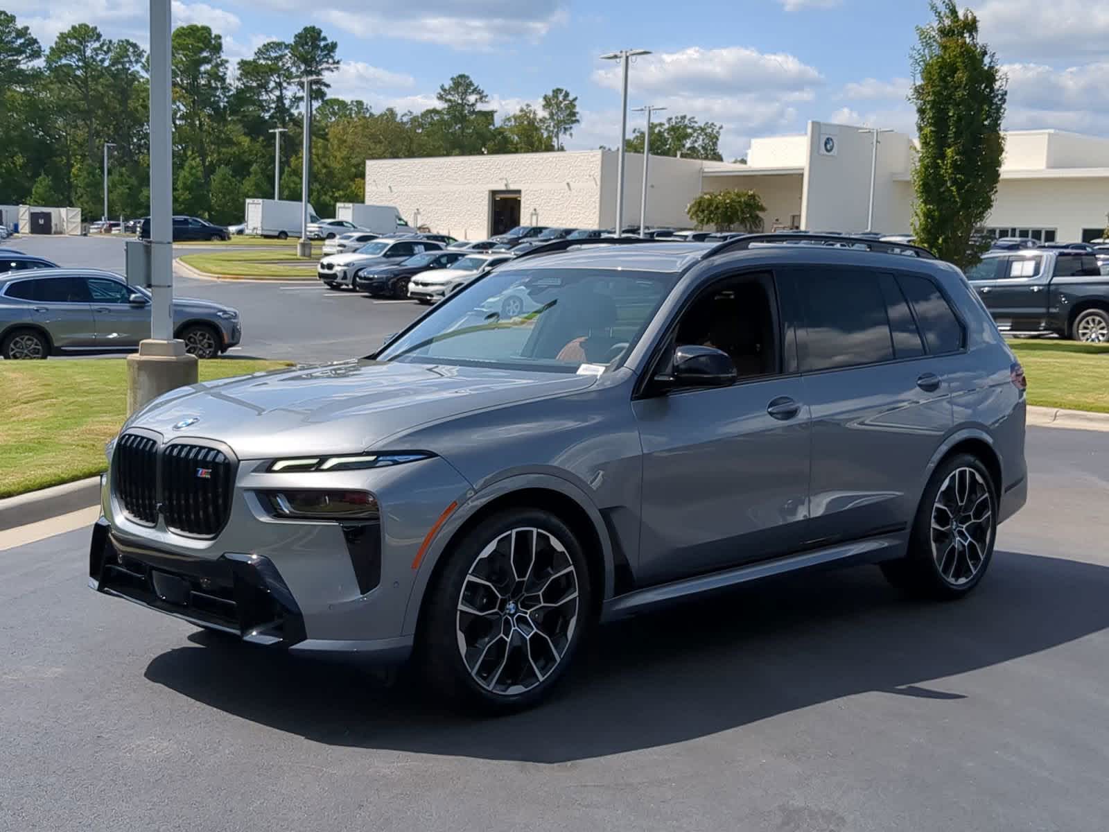 2025 BMW X7 M60i 4