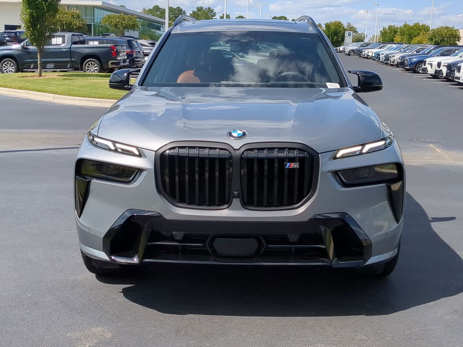 2025 BMW X7 M60i 3