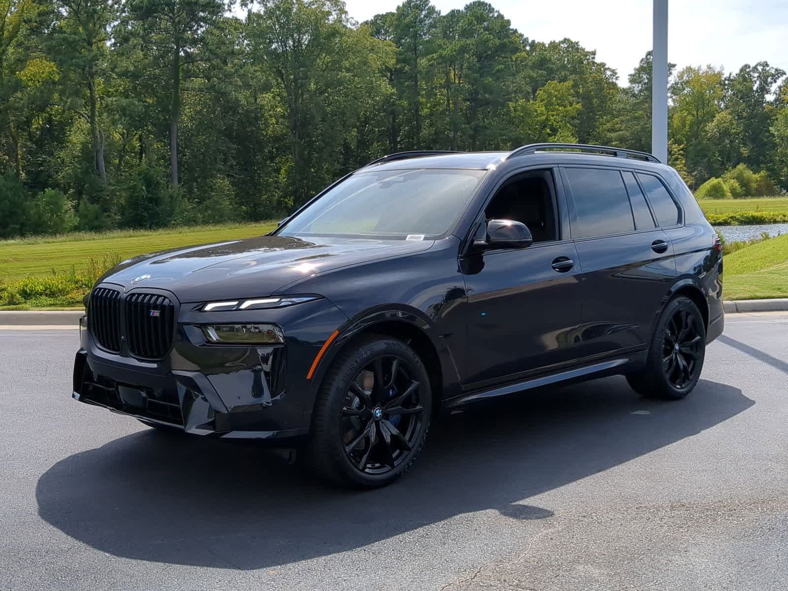 2025 BMW X7 M60i 4