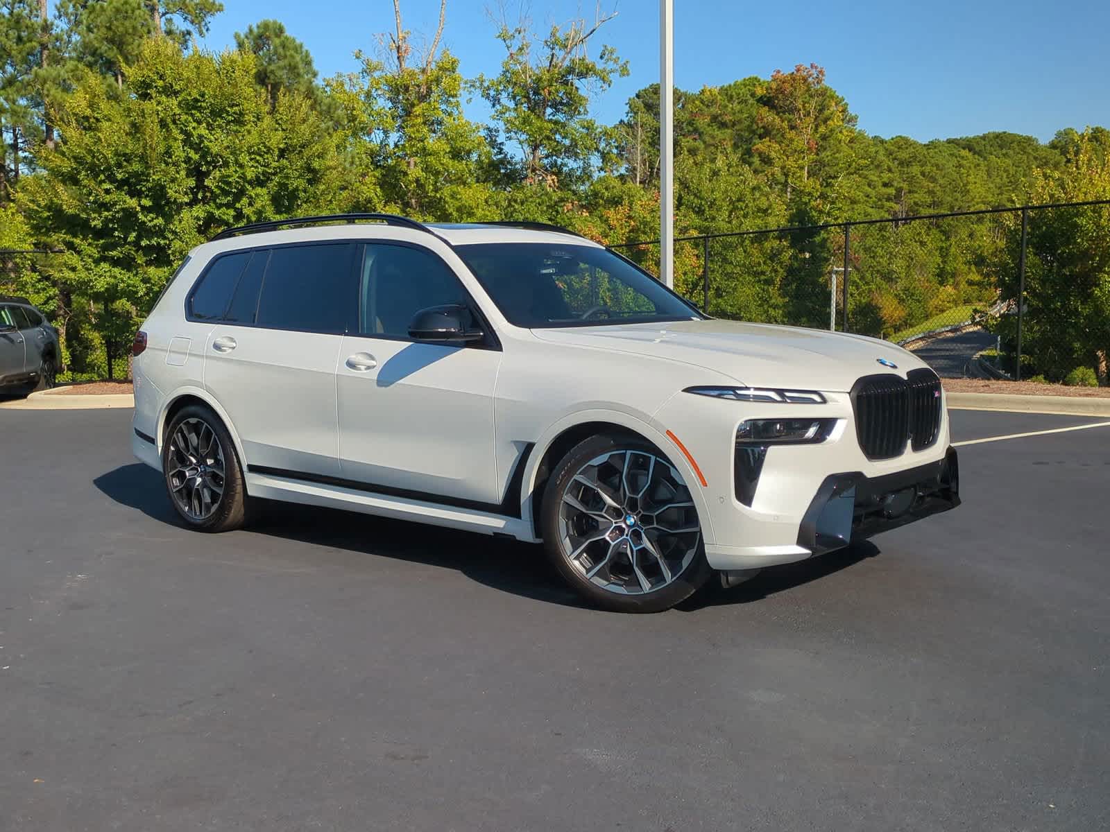 2025 BMW X7 M60i 2