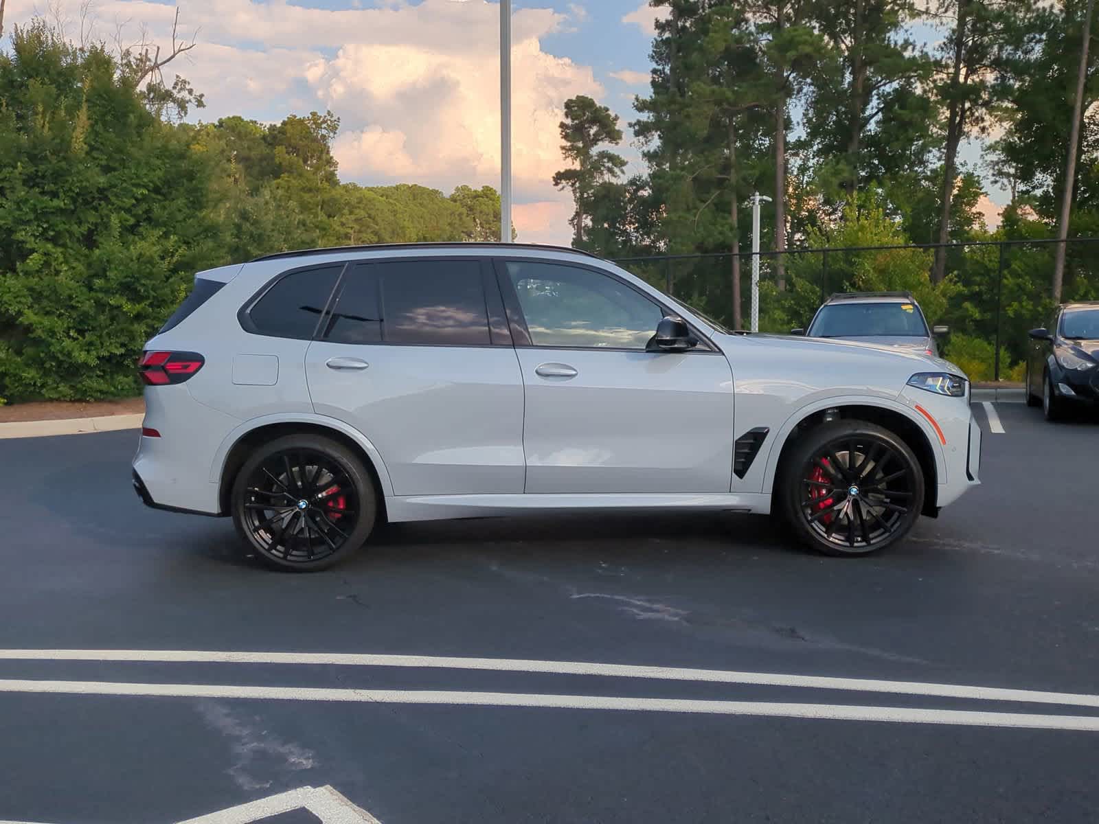 2025 BMW X5 M60i 11