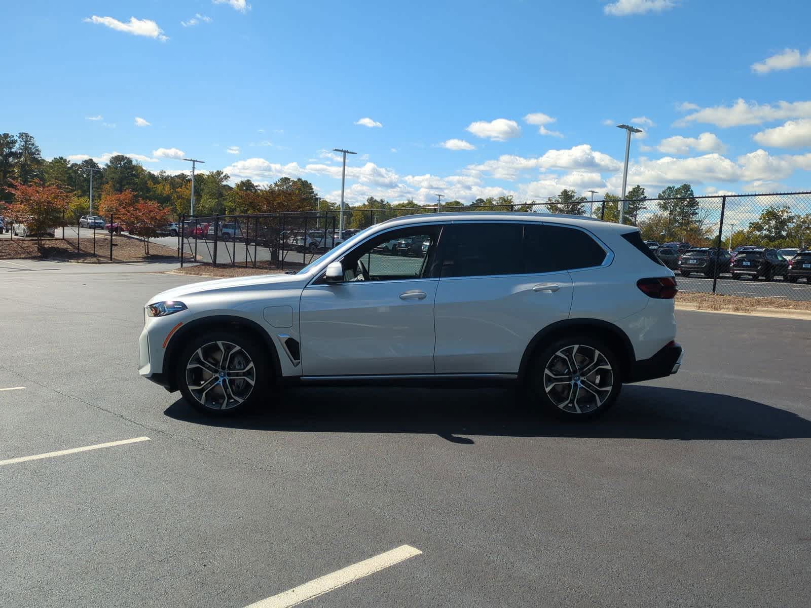 2025 BMW X5 xDrive50e 7