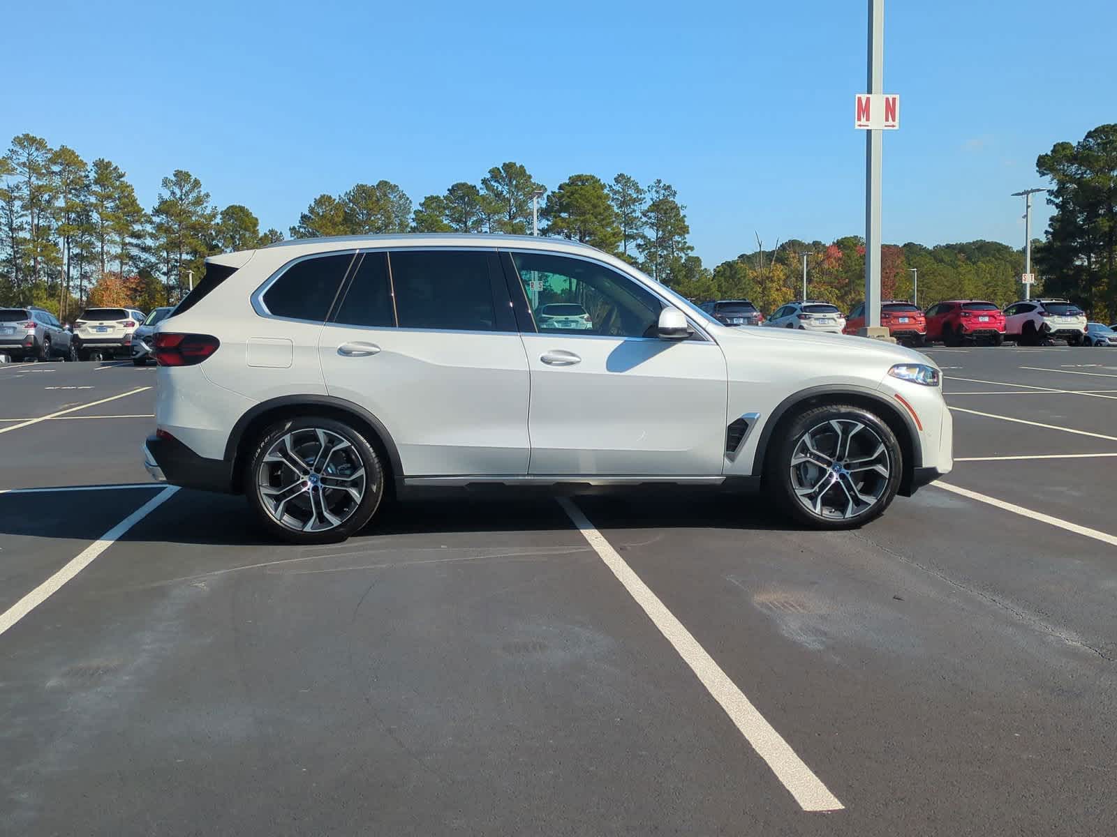 2025 BMW X5 xDrive50e 11