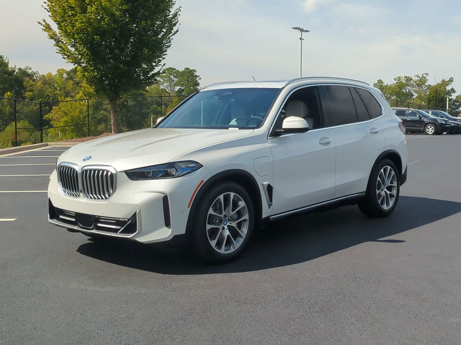 2025 BMW X5 xDrive50e 4