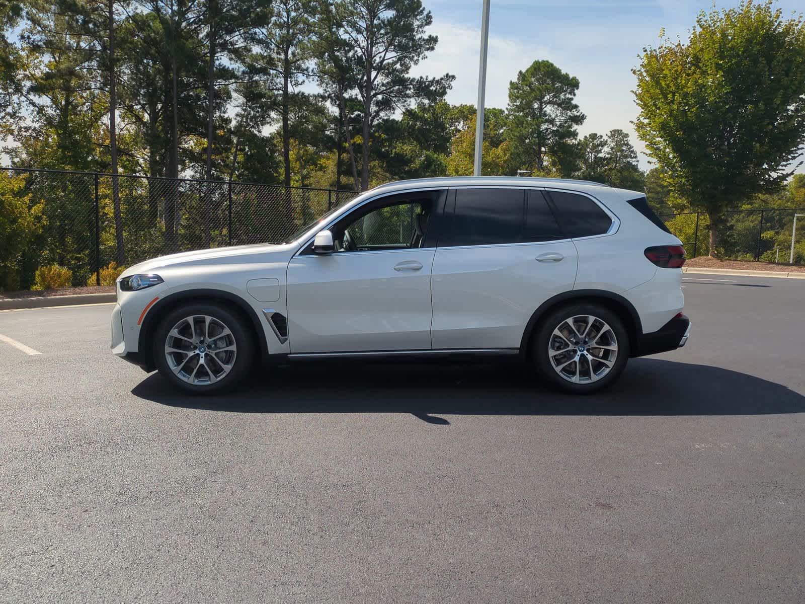 2025 BMW X5 xDrive50e 7