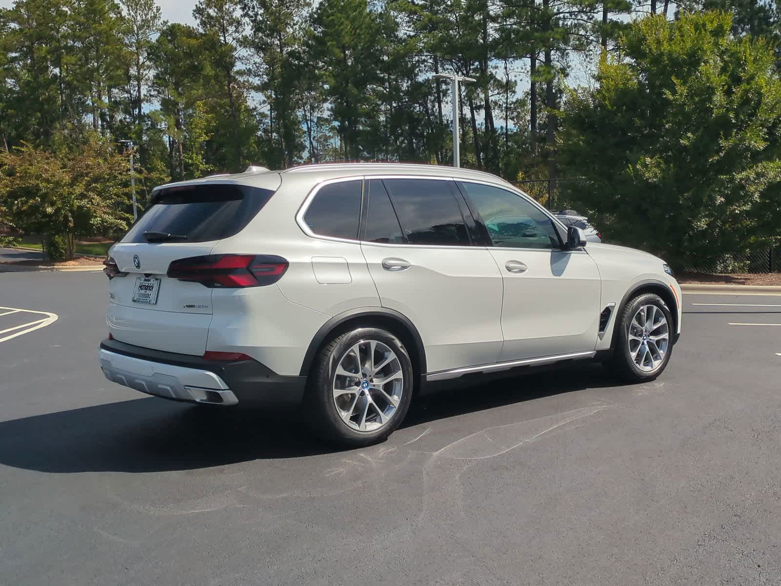 2025 BMW X5 xDrive50e 10