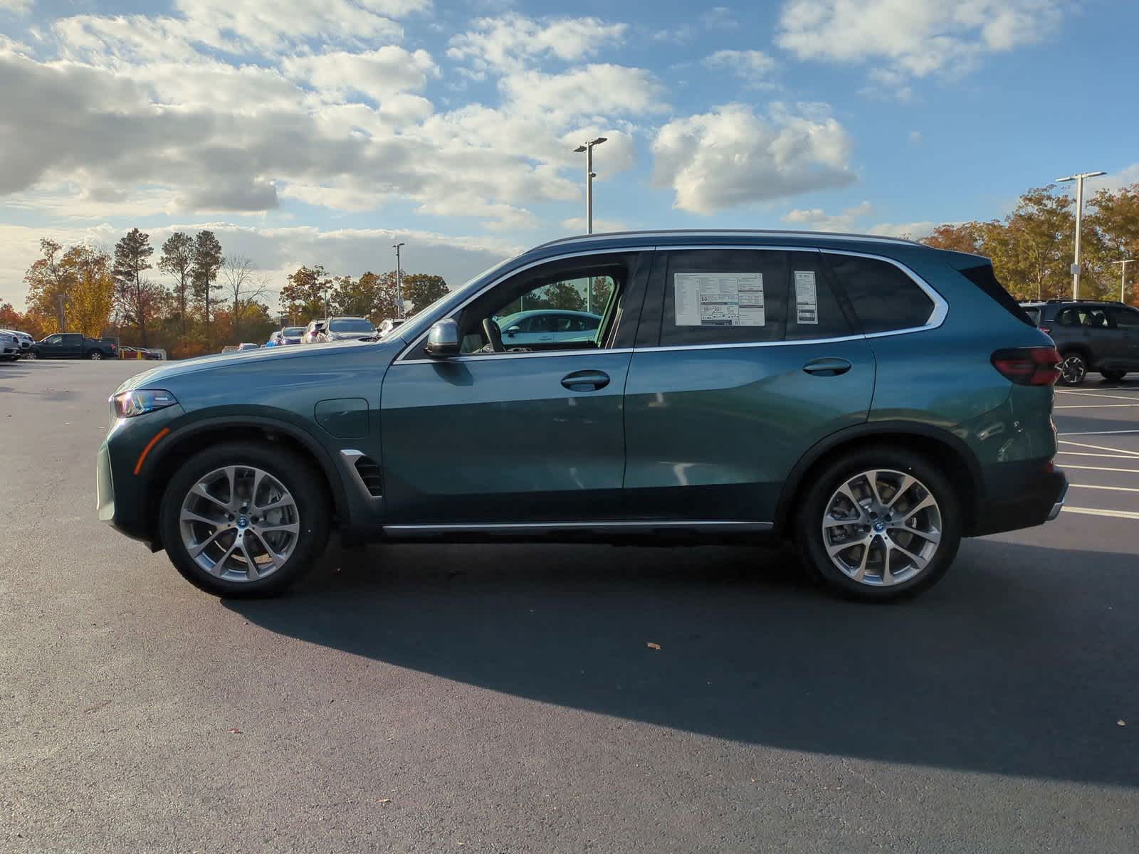 2025 BMW X5 xDrive50e 7