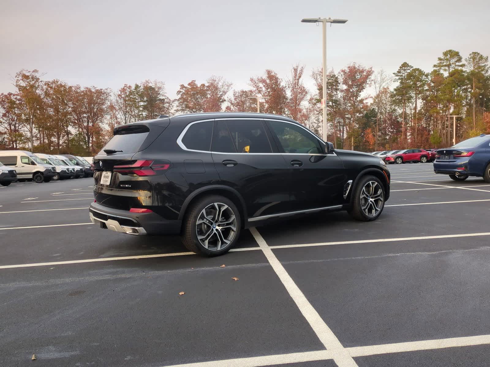 2025 BMW X5 xDrive50e 10