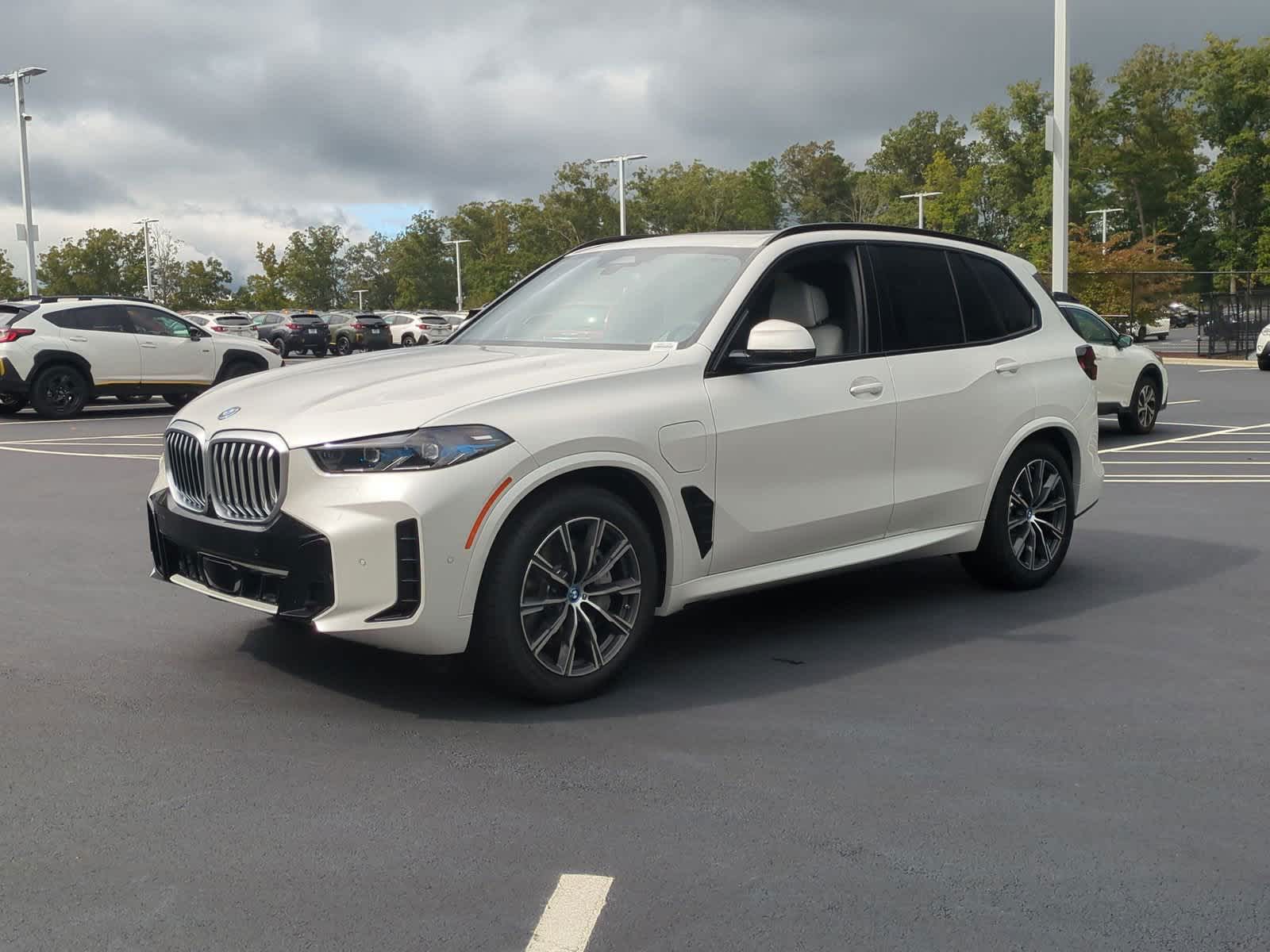 2025 BMW X5 xDrive50e 4