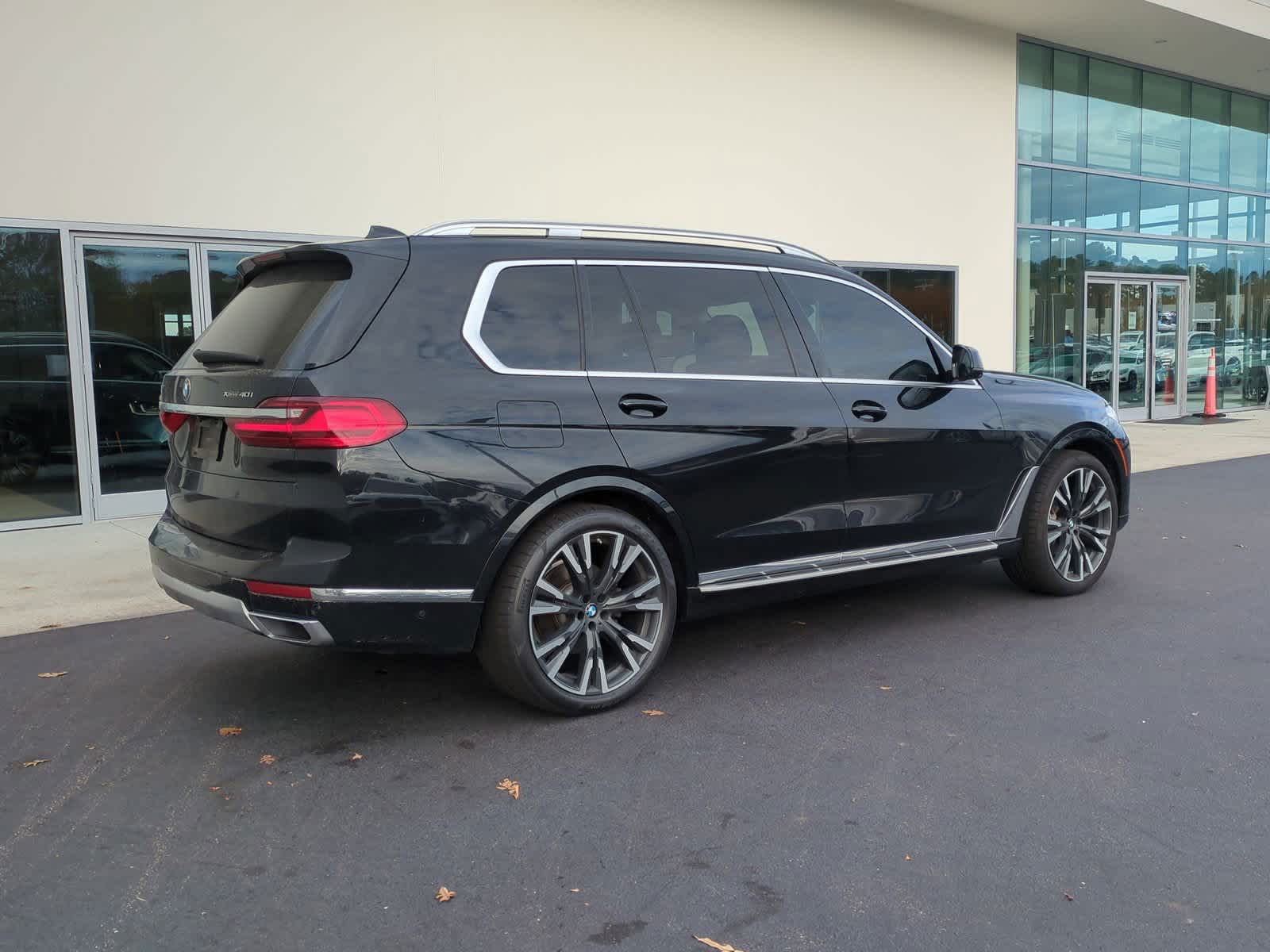 2020 BMW X7 xDrive40i 10