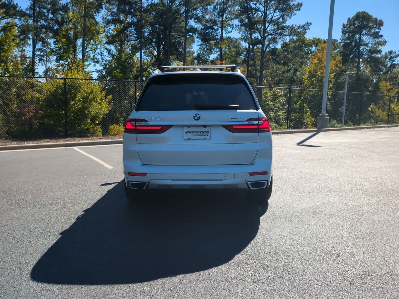 2021 BMW X7 xDrive40i 9