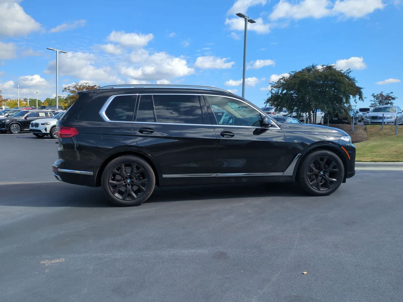 2022 BMW X7 xDrive40i 11