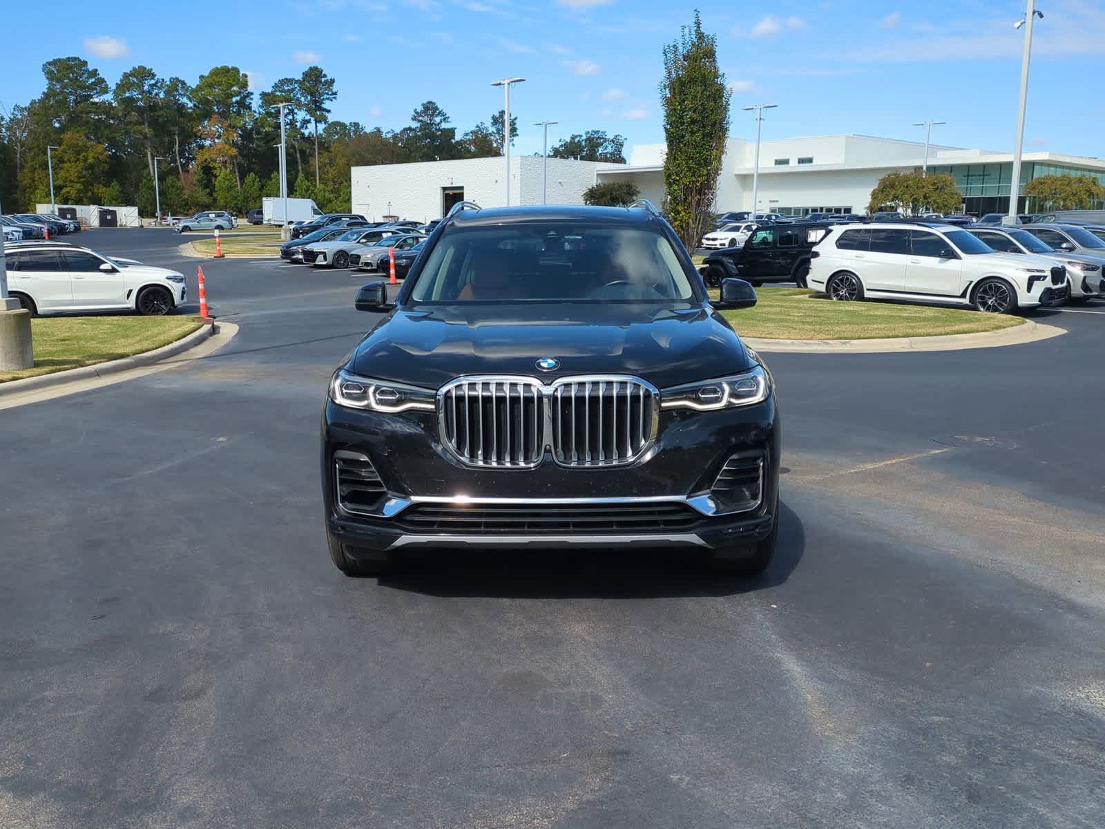 2022 BMW X7 xDrive40i 3