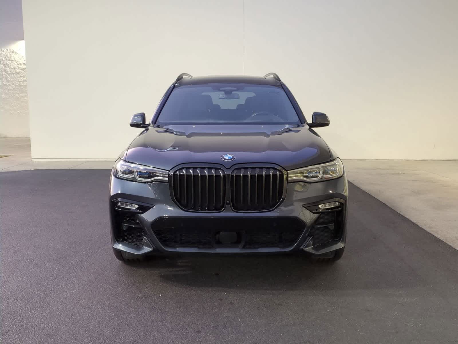 2022 BMW X7 M50i 3