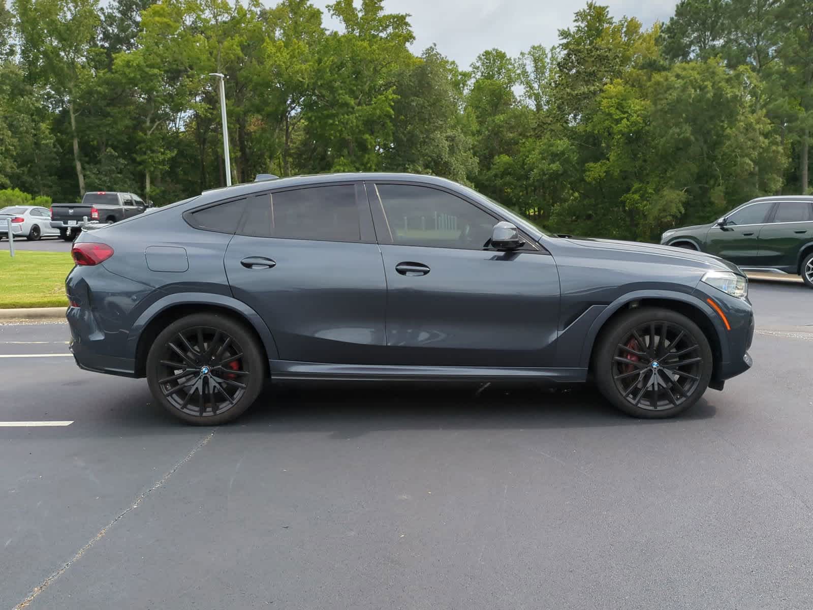 2022 BMW X6 xDrive40i 11