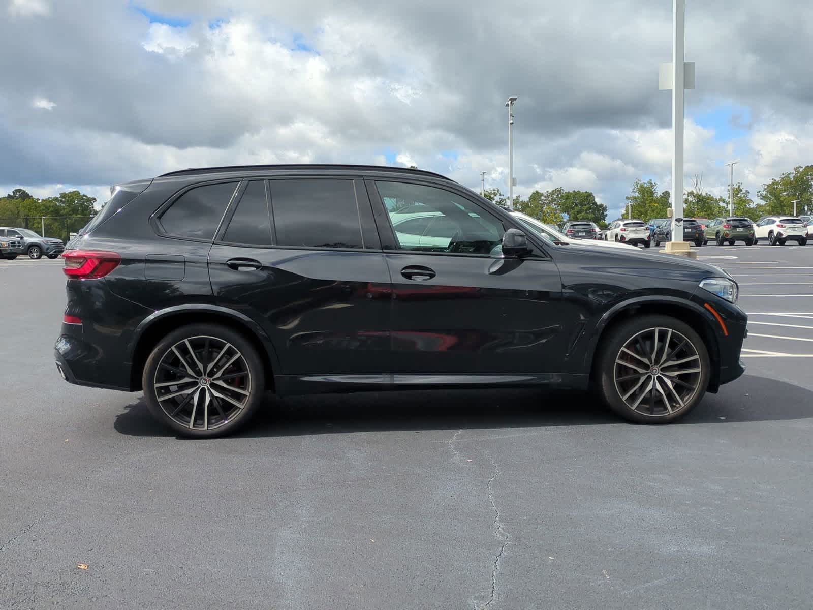 2023 BMW X5 M50i 9