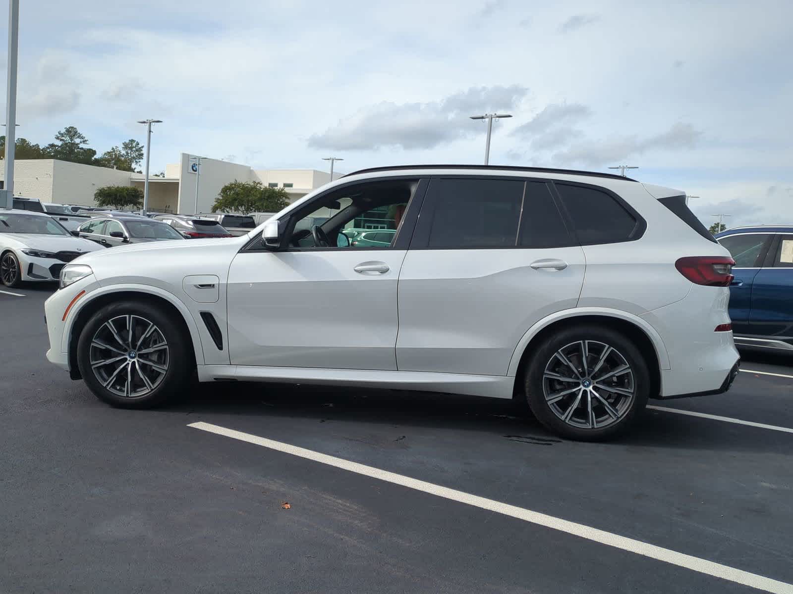 2022 BMW X5 xDrive45e 7