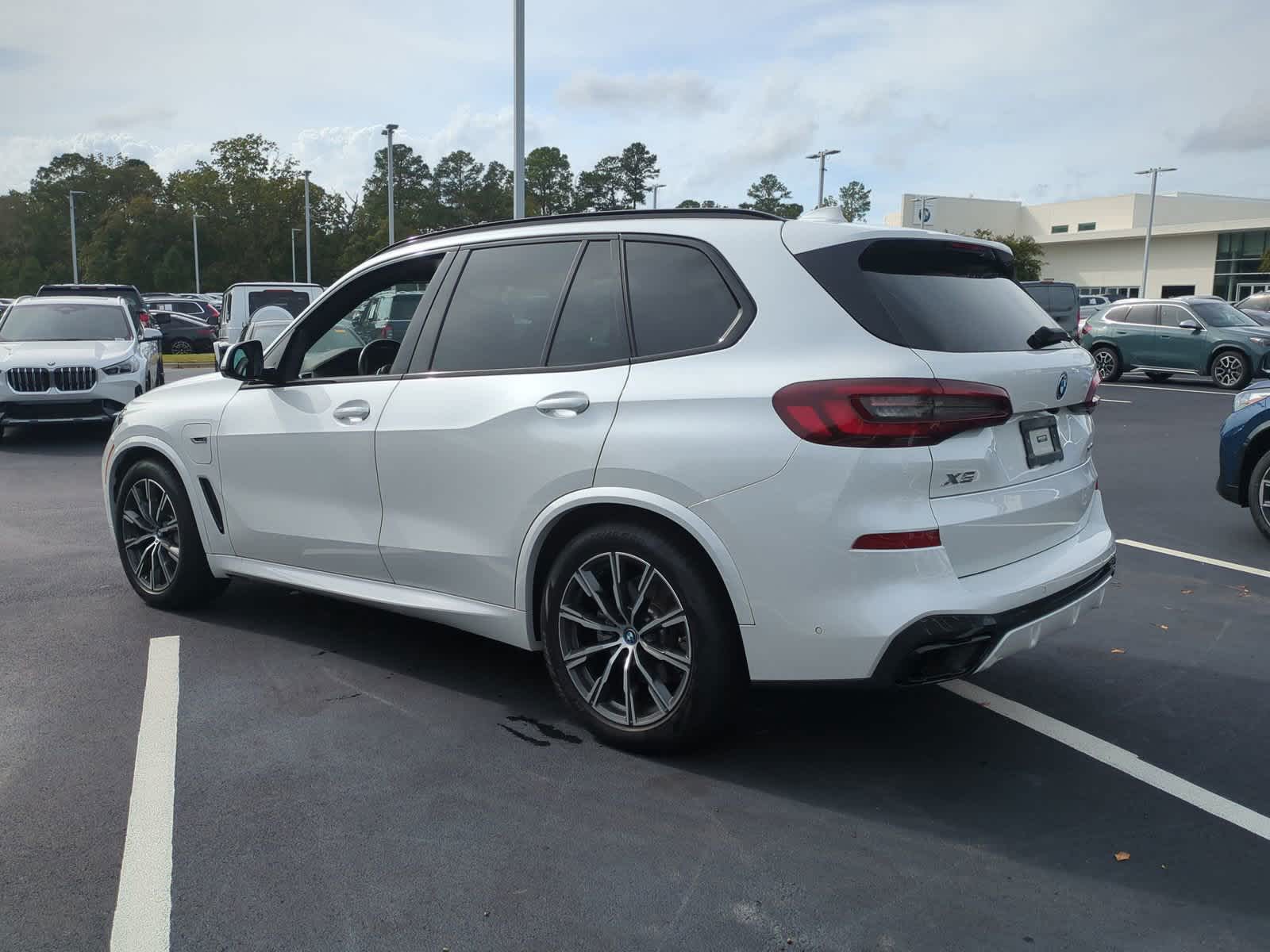 2022 BMW X5 xDrive45e 8