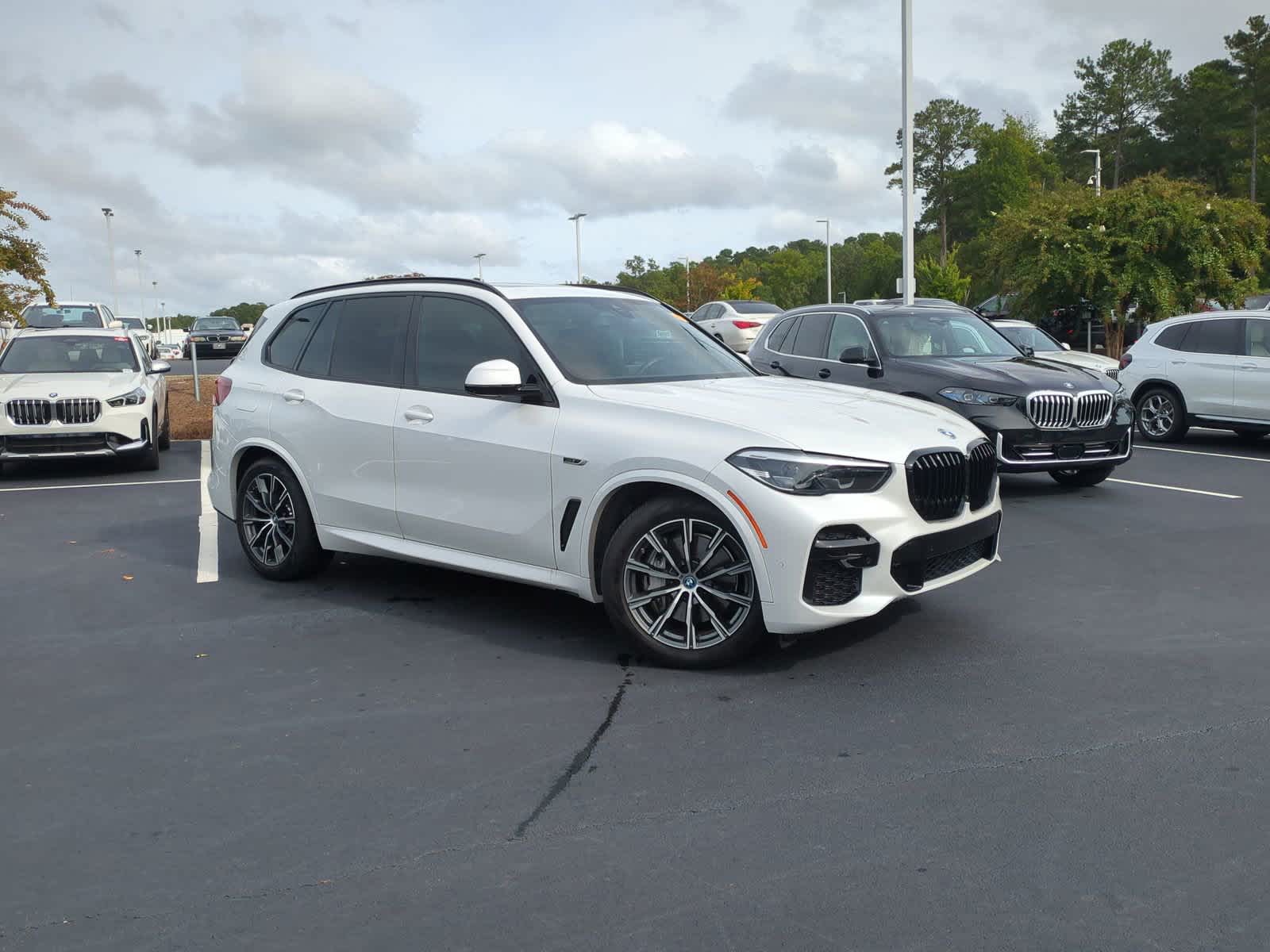 2022 BMW X5 xDrive45e 2