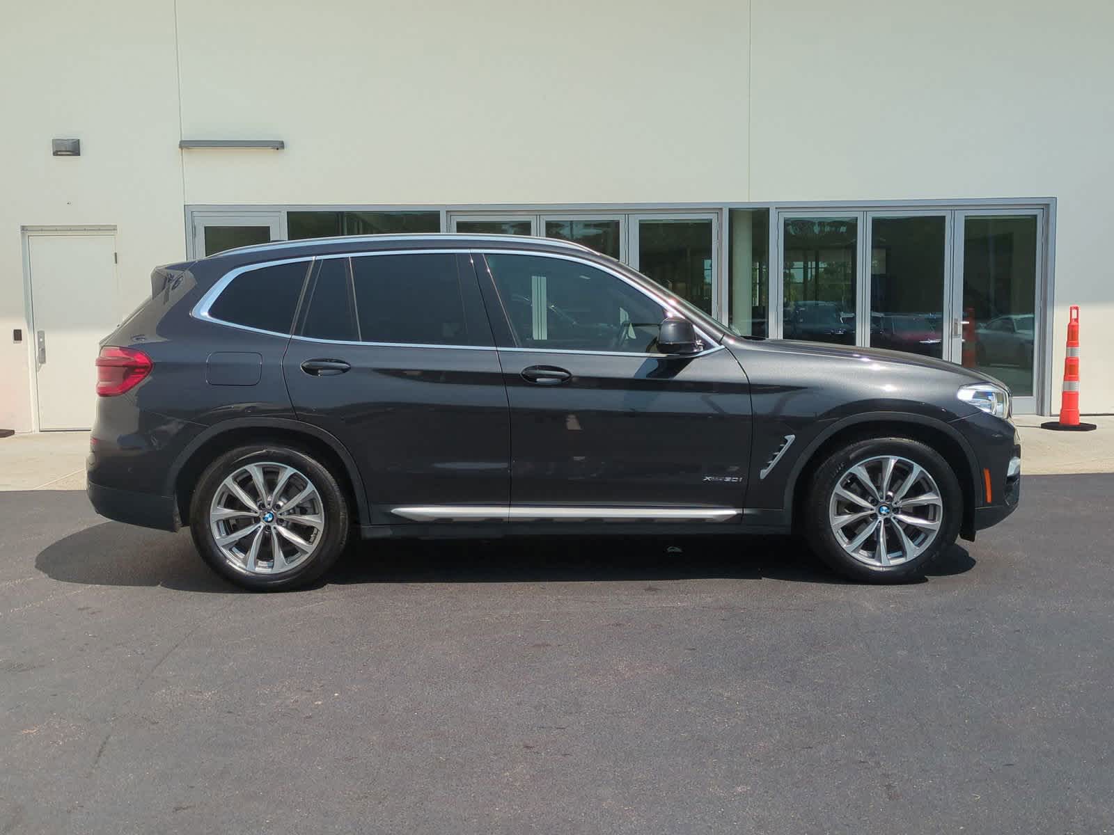 2018 BMW X3 xDrive30i 11