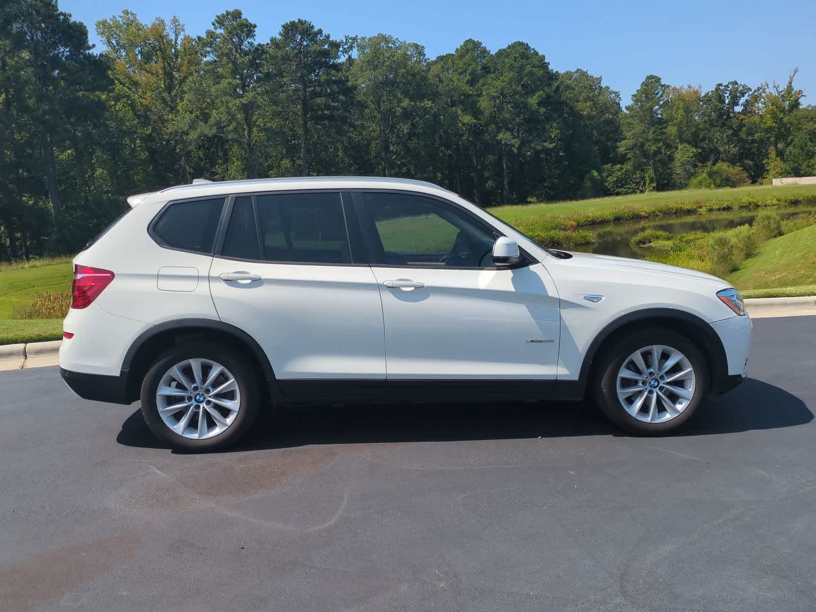 2016 BMW X3 xDrive28i 11