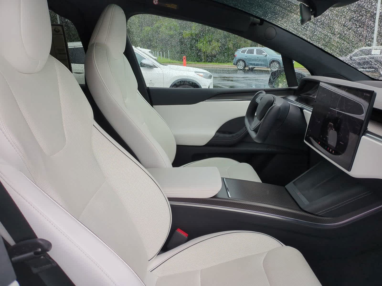 2022 Tesla Model X Plaid 35