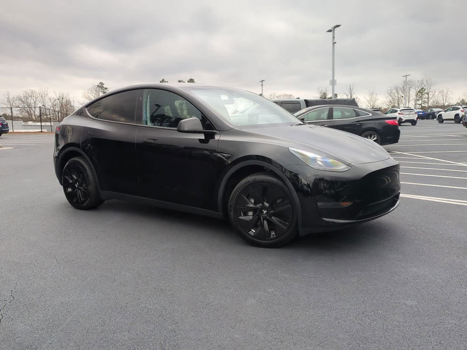 2023 Tesla Model Y LONG RANGE 1