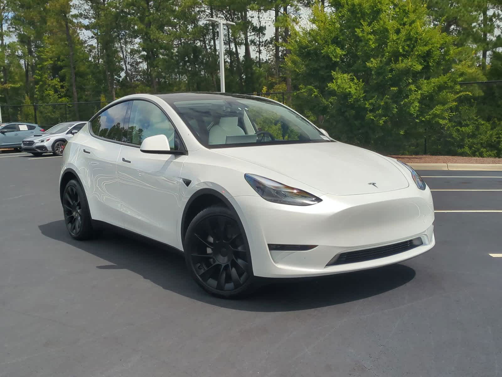 2024 Tesla Model Y Long Range 2