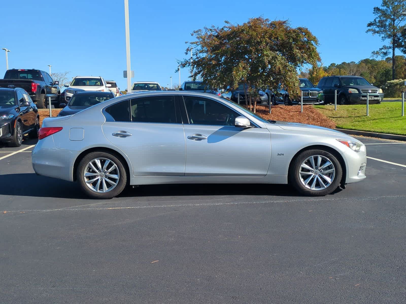 2017 INFINITI Q50 3.0t Premium 10