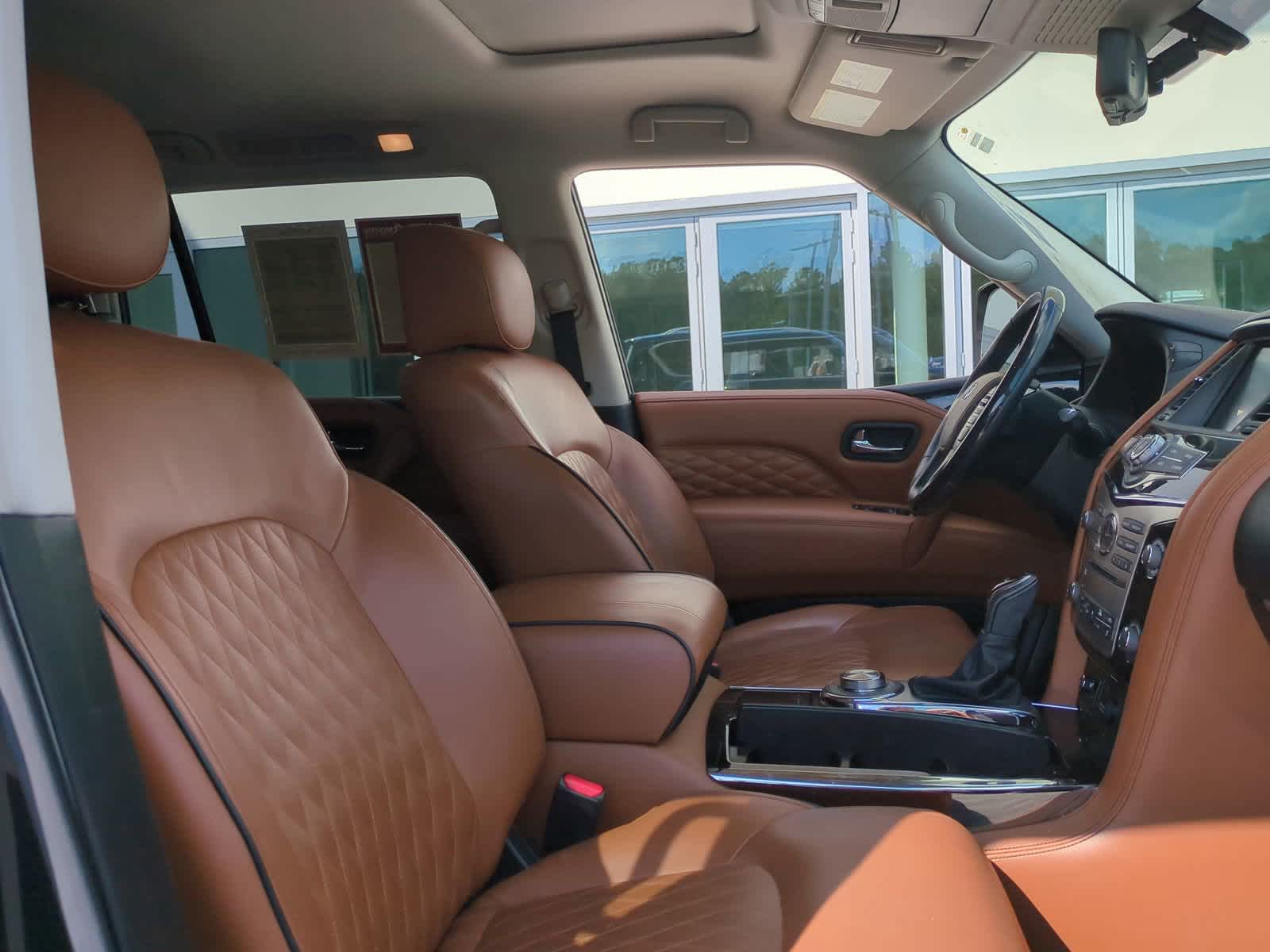 2019 INFINITI QX80 LUXE 34