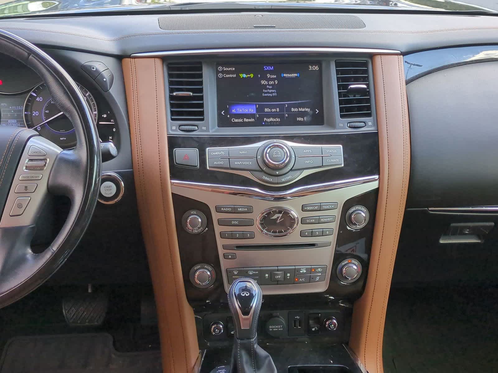 2019 INFINITI QX80 LUXE 30