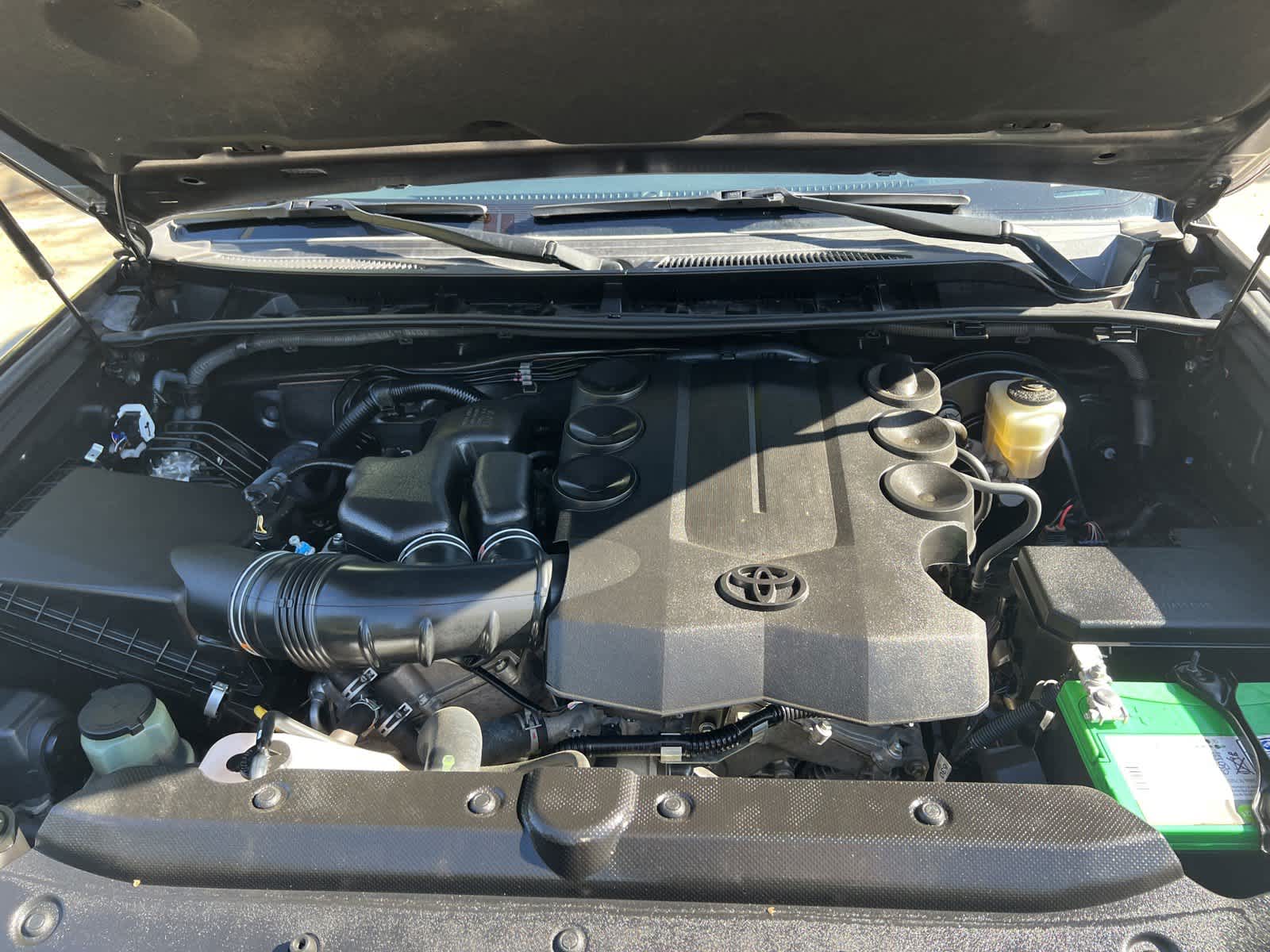 2017 Toyota 4Runner SR5 34