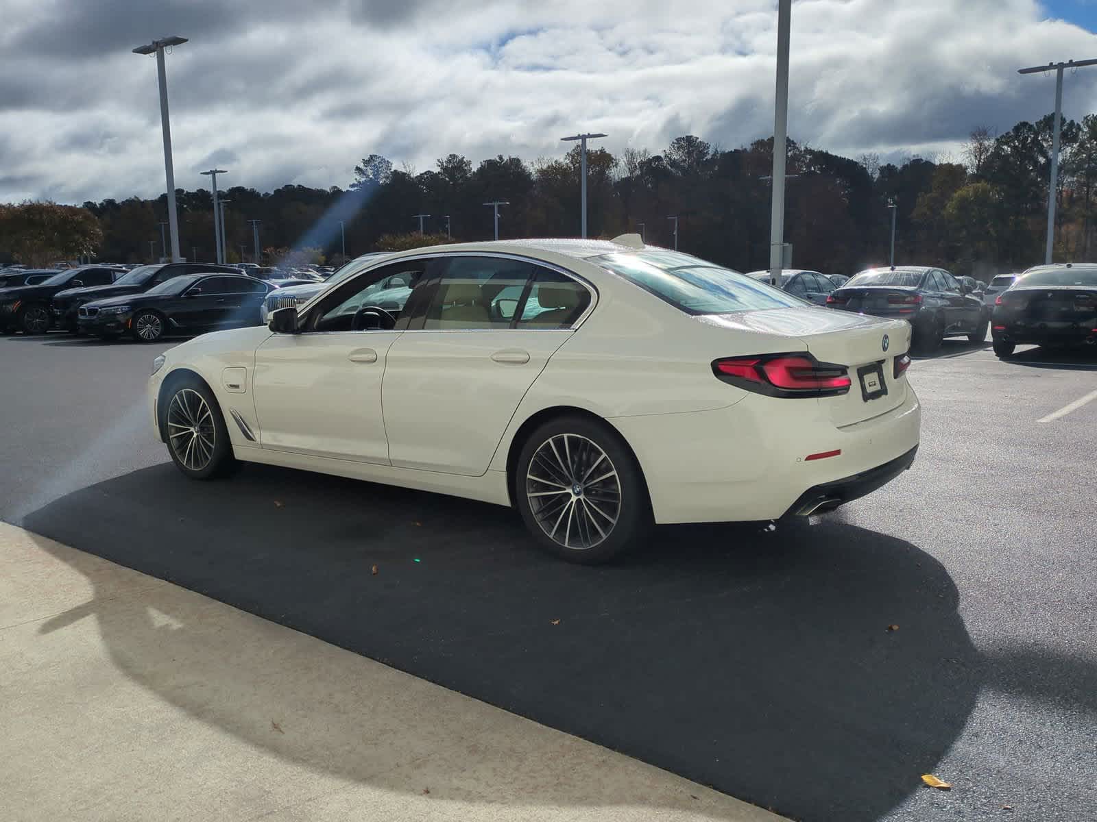 2023 BMW 5 Series 530e 8