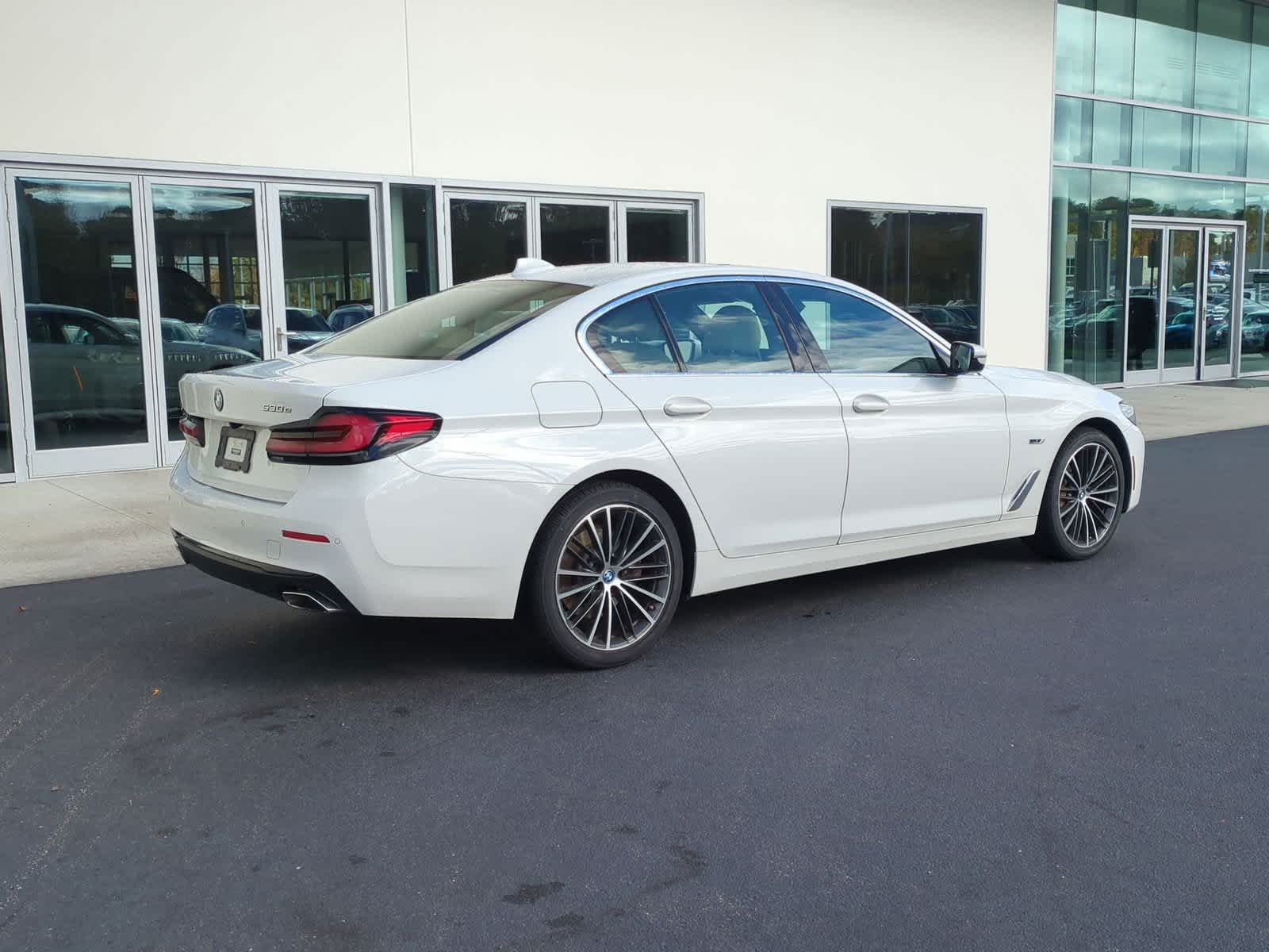 2023 BMW 5 Series 530e 10