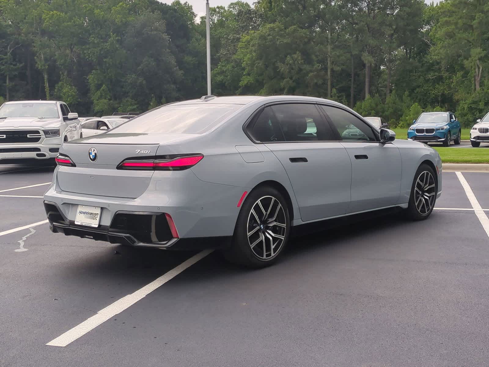 2023 BMW 7 Series 740i 10