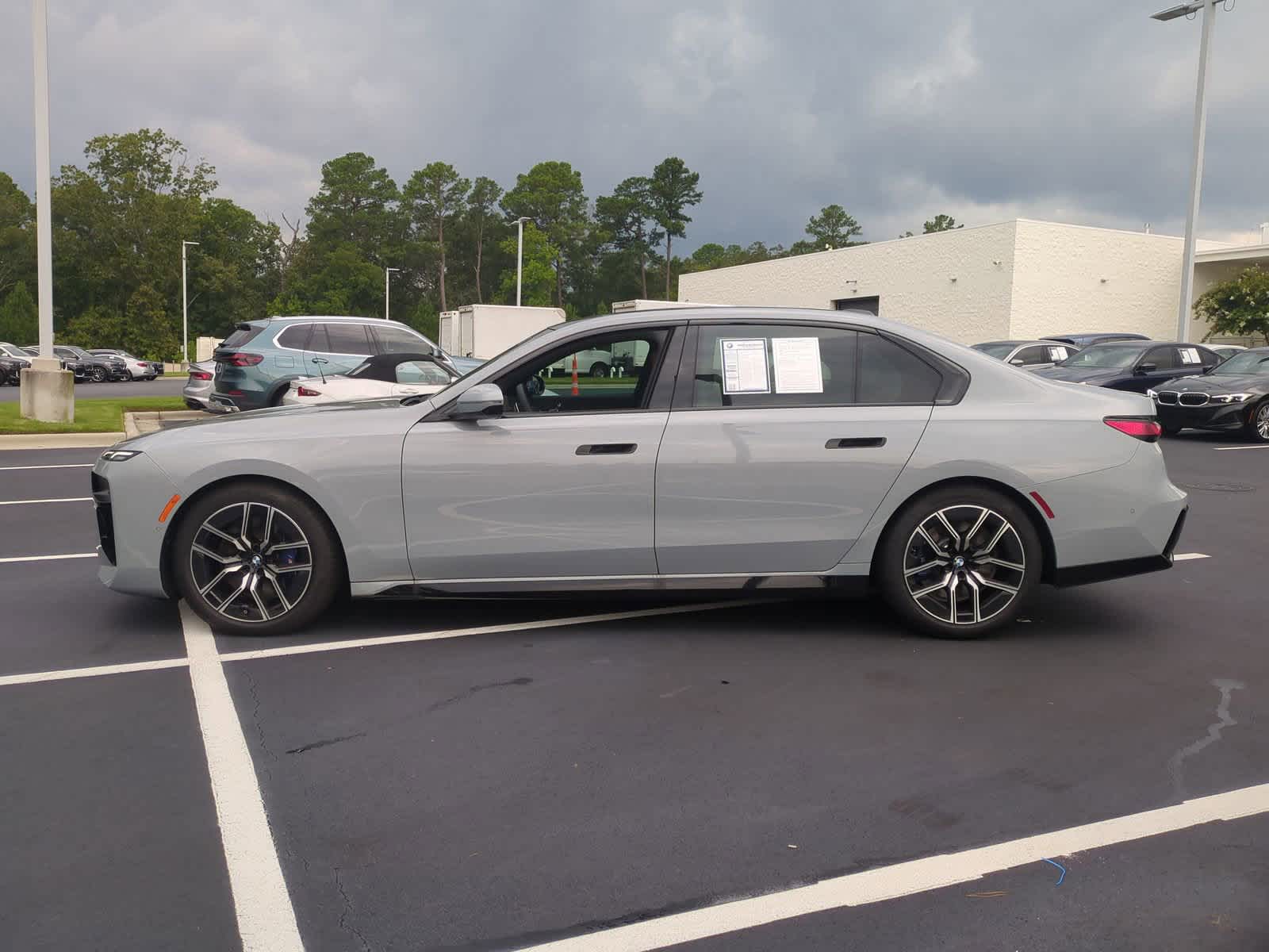 2023 BMW 7 Series 740i 7