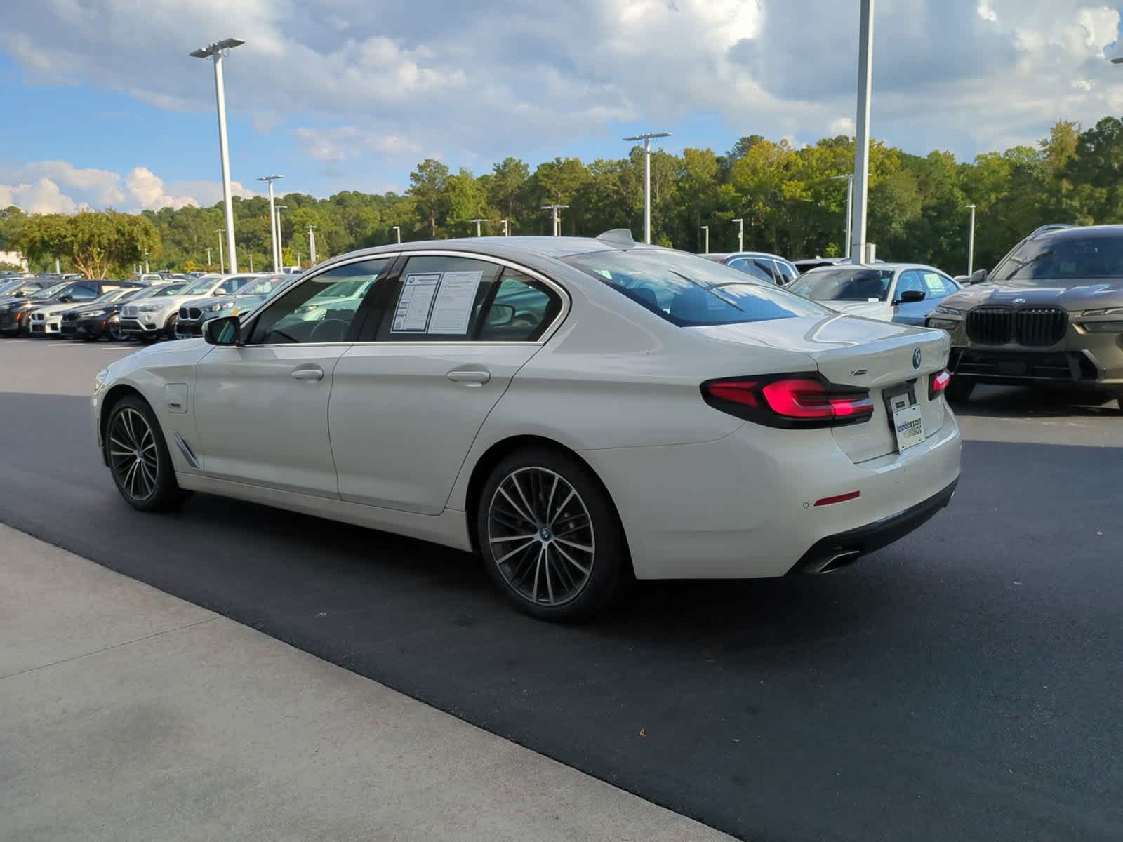 2023 BMW 5 Series 530e xDrive 8