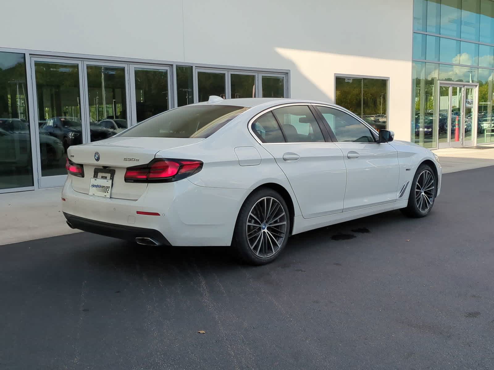 2023 BMW 5 Series 530e xDrive 10