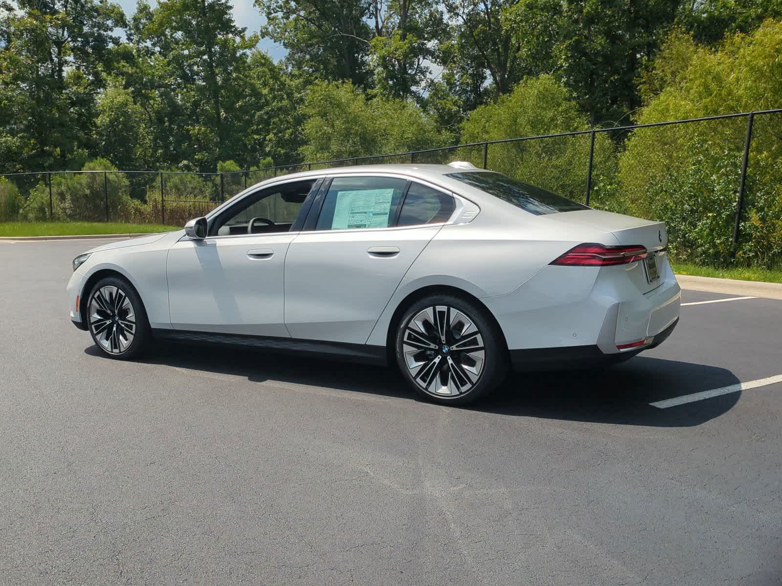 2024 BMW 5 Series 530i 8