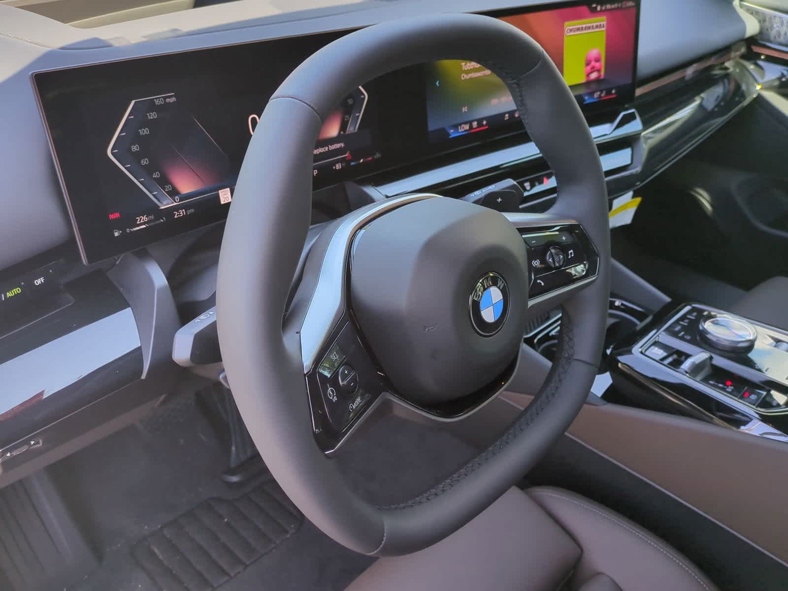 2025 BMW 5 Series 530i 18