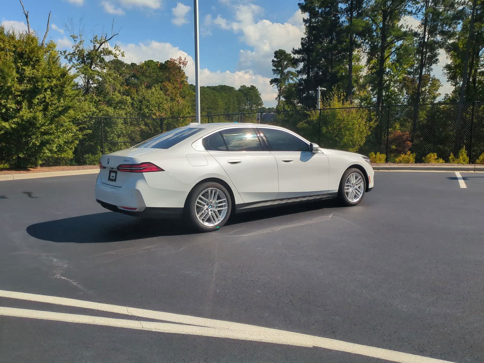 2025 BMW 5 Series 530i 10