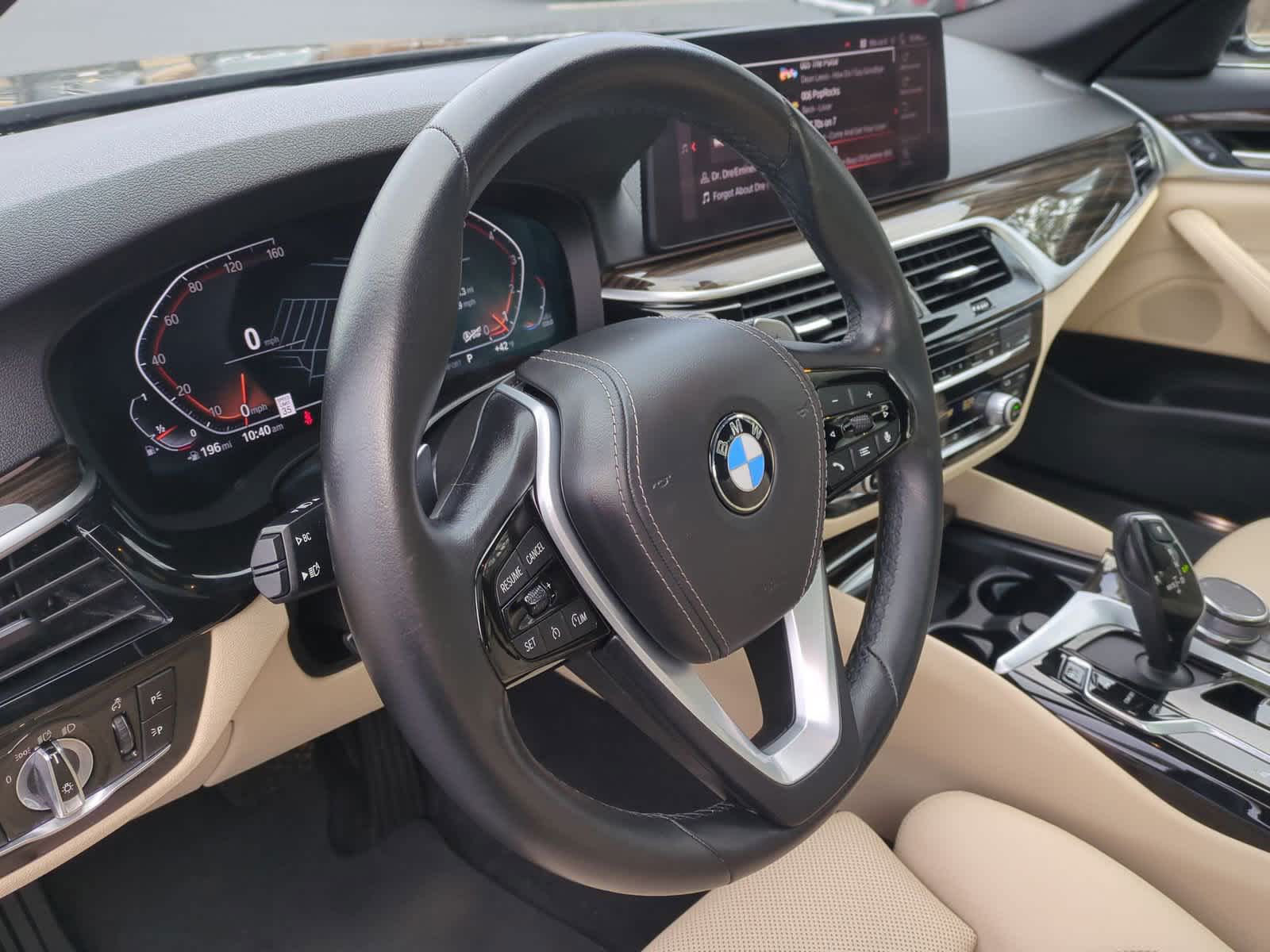 2022 BMW 5 Series 530i 17