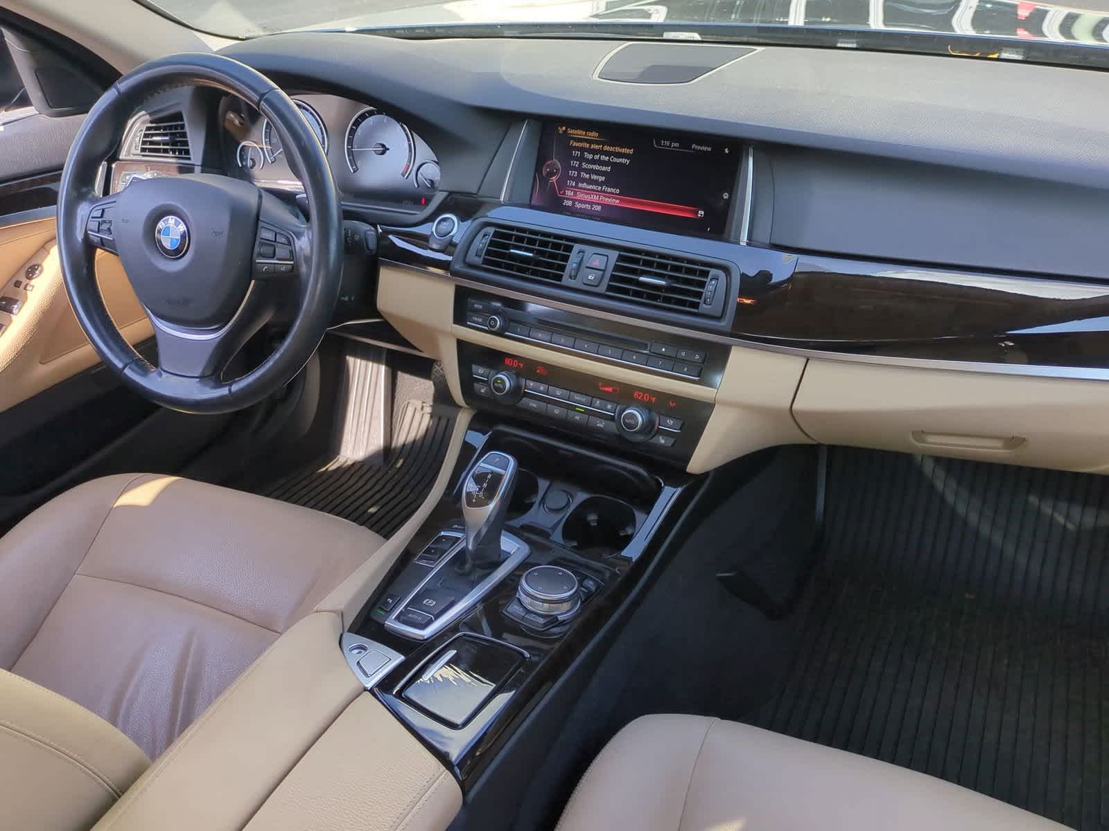 2016 BMW 5 Series 528i 29