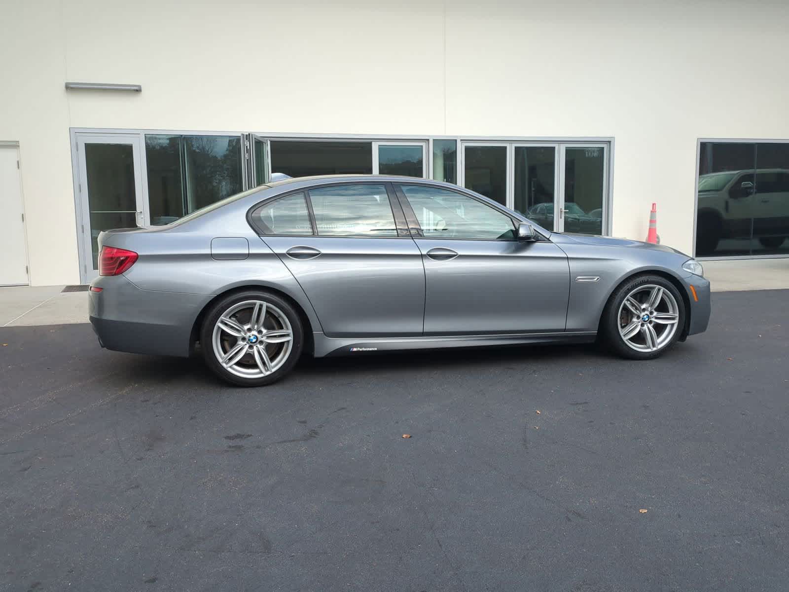 2014 BMW 5 Series 535i 10