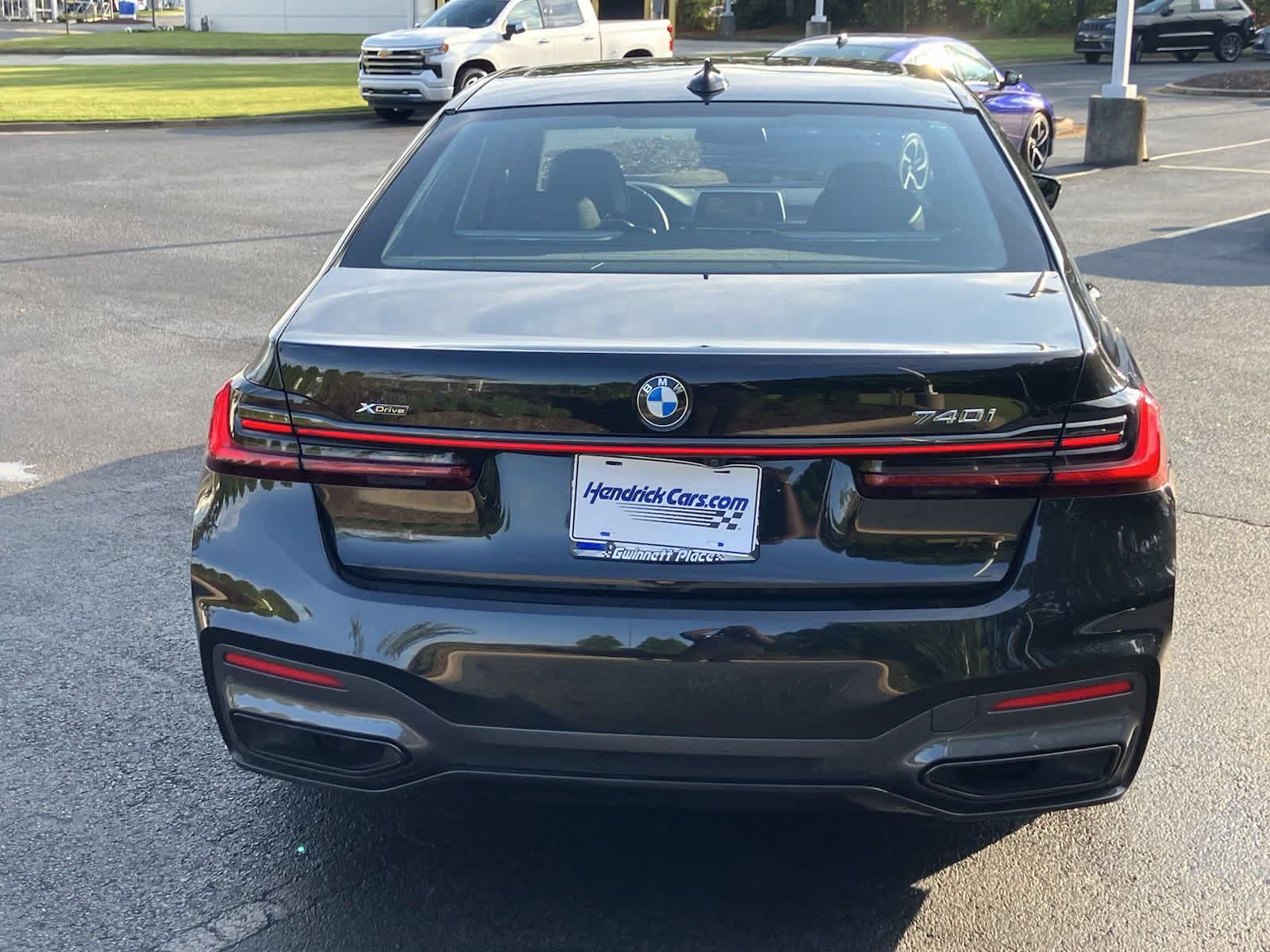 2021 BMW 7 Series 740i xDrive 10