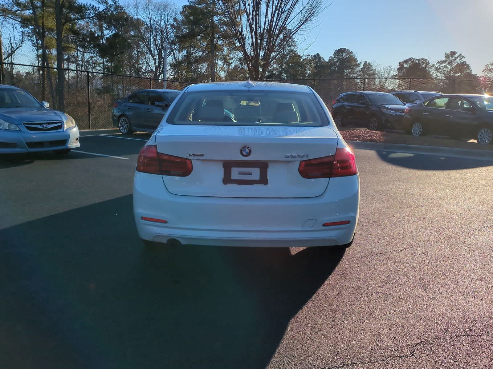 2016 BMW 3 Series 320i xDrive 8