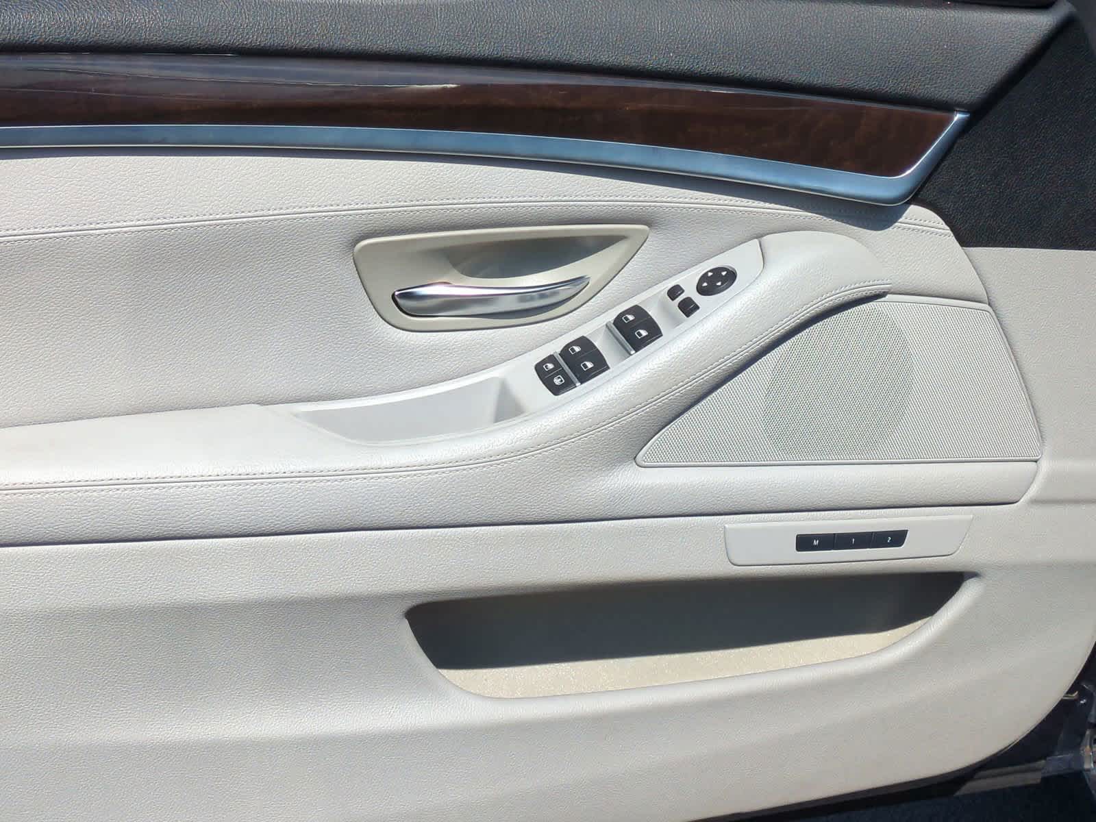 2012 BMW 5 Series 535i 14