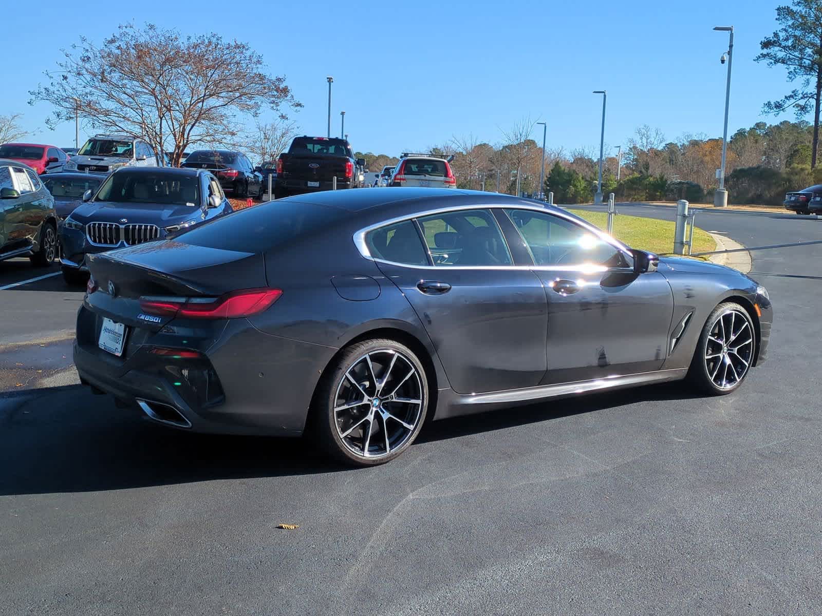 2025 BMW 8 Series M850i 9