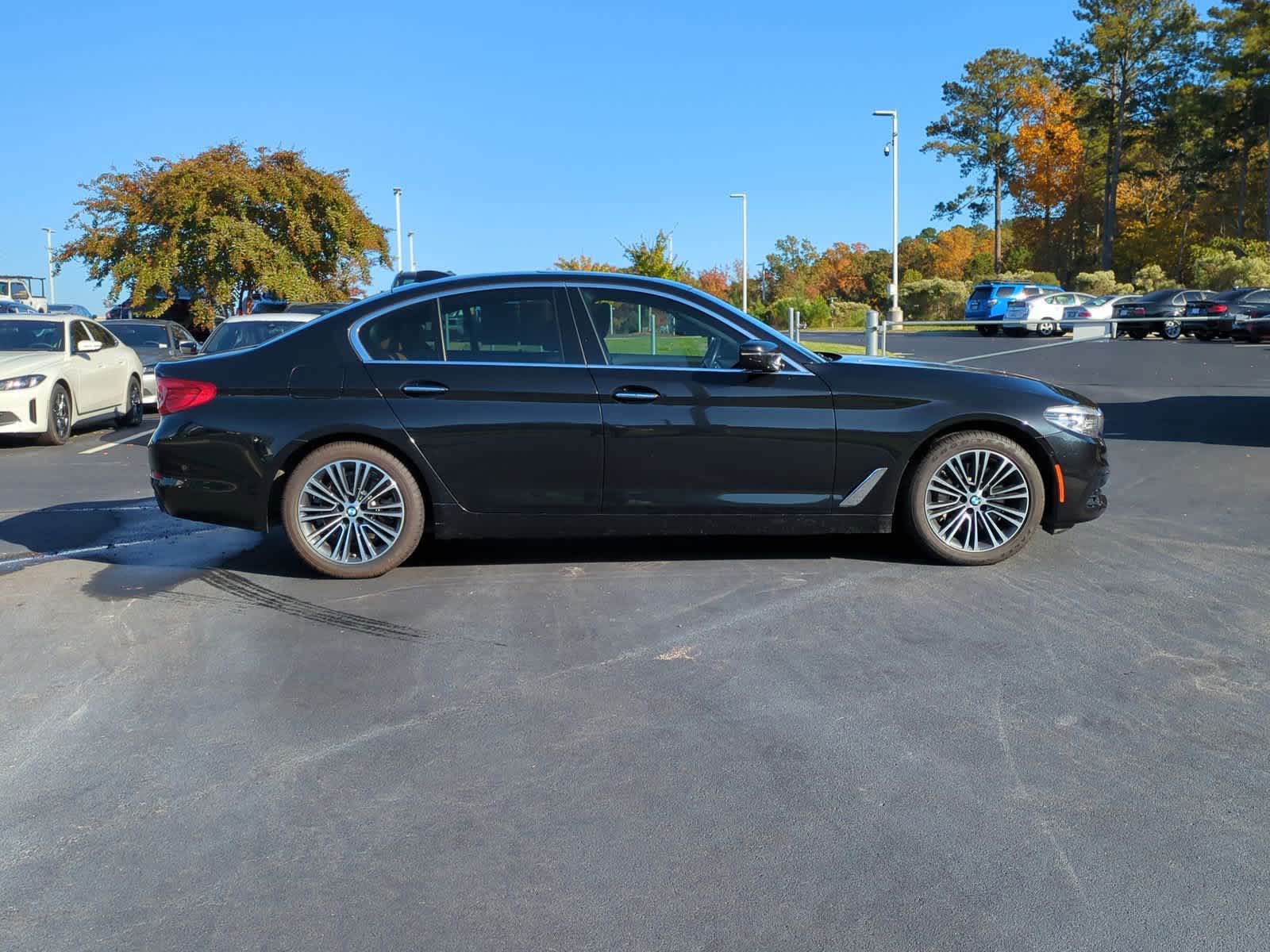 2017 BMW 5 Series 530i xDrive 11